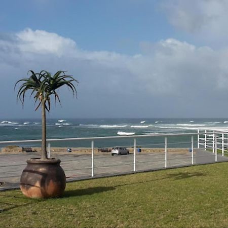Kelly'S Beachfront Apartments Port Alfred Exterior foto